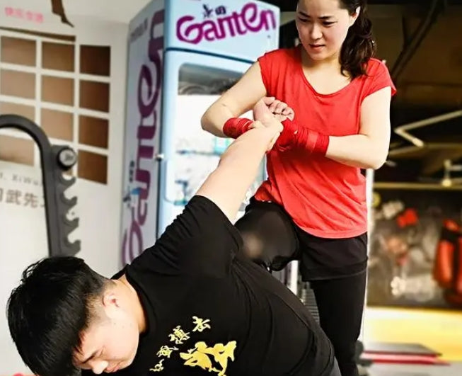 Chinese Kung Fu teaching is made public to resist school violence, women protect themselves, and Kung Fu is practical